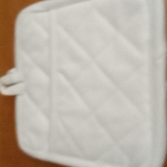 All You Need Is Love Set Of 2 Potholders - Picture 4 of 5